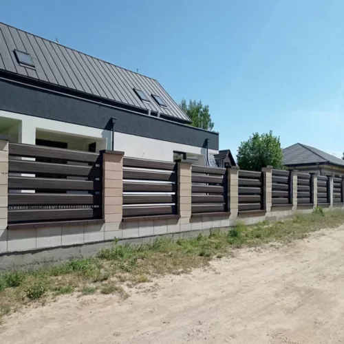 Sztacheta Panelowa: Palisadowa Omega Panel 210 drewnopodobna Ciemny Orzech